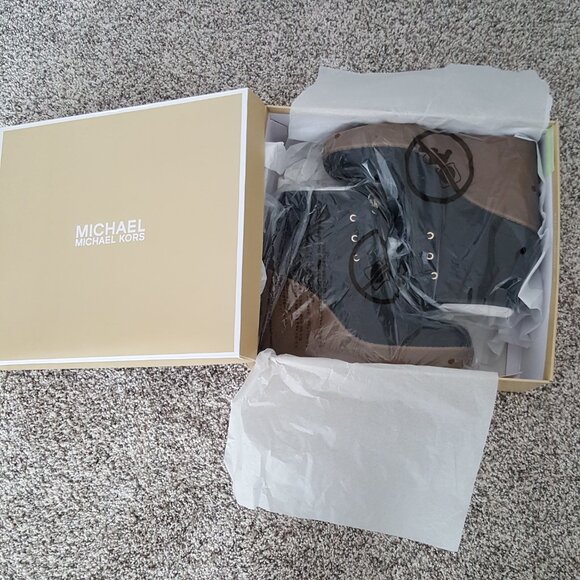 NWT Michael Kors Rye Suede Leather Wedge Ankle Boot Bootie Black 9 - Picture 5 of 11